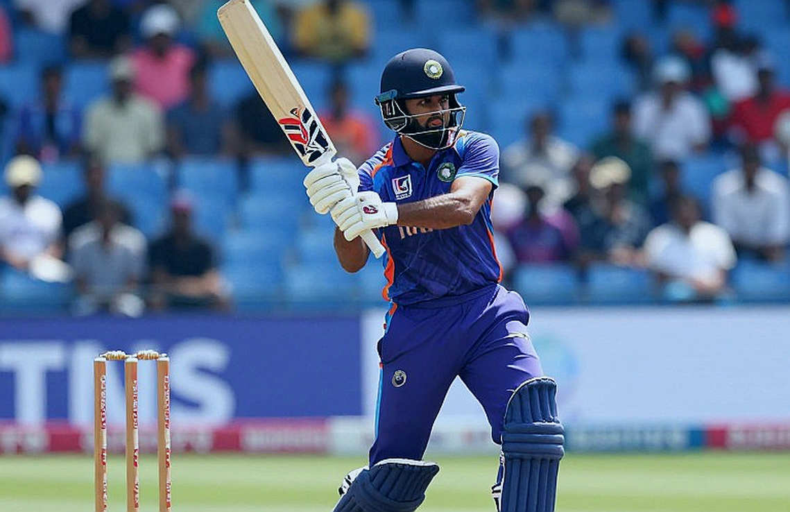 मुंबई इंडियंस ने IPL 2027 के लिए कोचिंग स्टाफ का किया ऐलान: उतप्पा और मैक्लेनघन की वापसी, दिलीप और कुलकर्णी भी शामिल